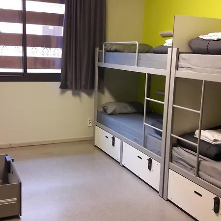 Pere Tarres Albergue Barcelona