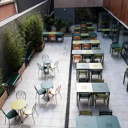 אכסניה Pere Tarres Youth