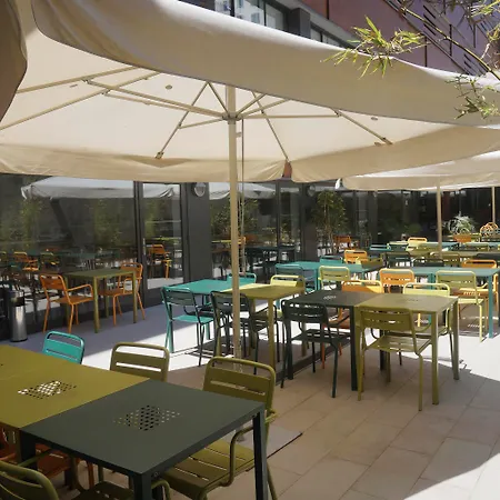 אכסניה Pere Tarres Youth ברצלונה