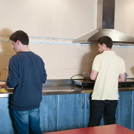 אכסניה Pere Tarres Youth ברצלונה