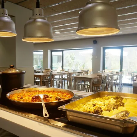 אכסניה Pere Tarres Youth