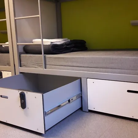 Pere Tarres Youth אכסניה *