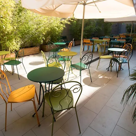 אכסניה Pere Tarres Youth