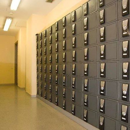 بيت شباب ألبيرغ بير تاريس
