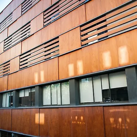 אכסניה Pere Tarres Youth *