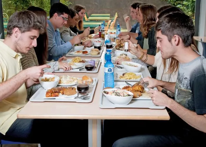 Pere Tarrés Ostello Barcellona