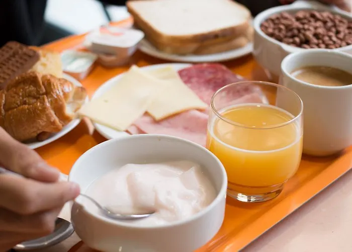 Pere Tarrés Ostello Barcellona