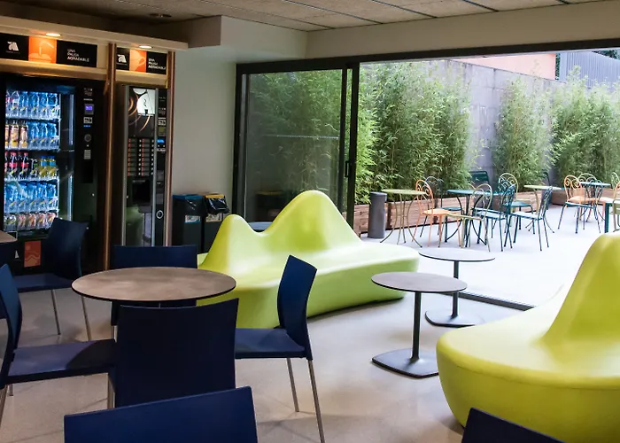 Pere Tarrés Ostello Barcellona