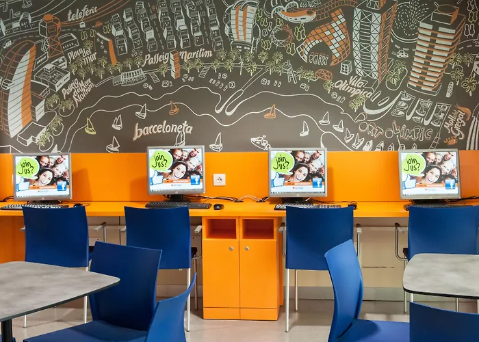 Pere Tarrés Ostello Barcellona