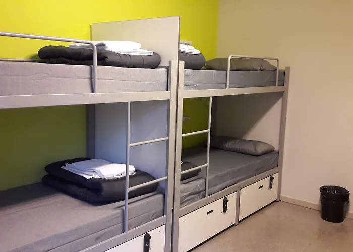 Pere Tarrés Ostello *