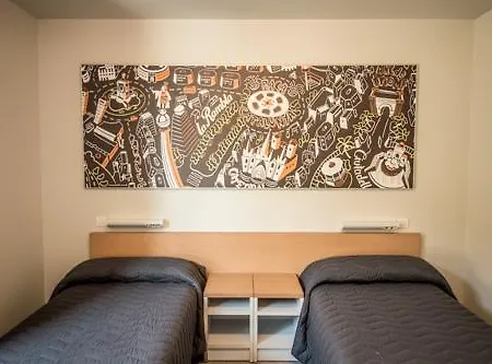 Pere Tarres Hostel Barcelona